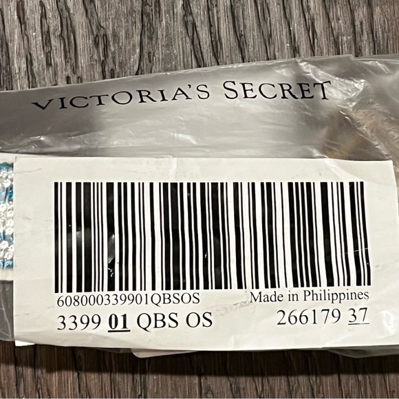 VS Rhinestone Sparkle Glittering Logo Wristlet Strap Key Chain - Picture 12 of 12